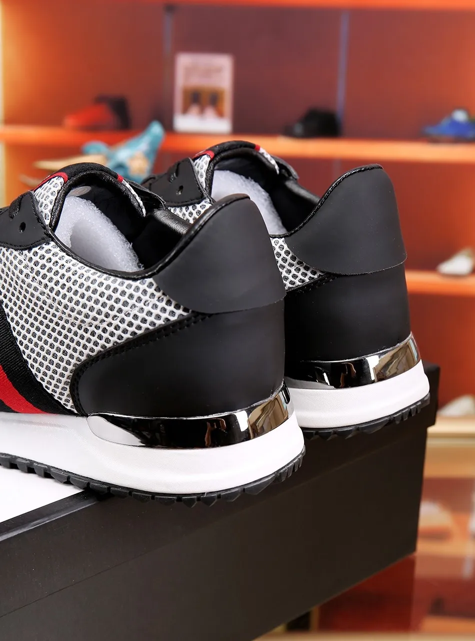 Factory price: 400💰 (GUCCI) The latest summer model from the official website🎁🎁casual and fashionable men's shoes👟, hot style💥The version is simple and elegant, exclusive for trendy men, trendy mesh fabric ➕The inner lining is made of sheepskin, soft and comfortable, black and white two-color optional, code number: 38-44, customized 45